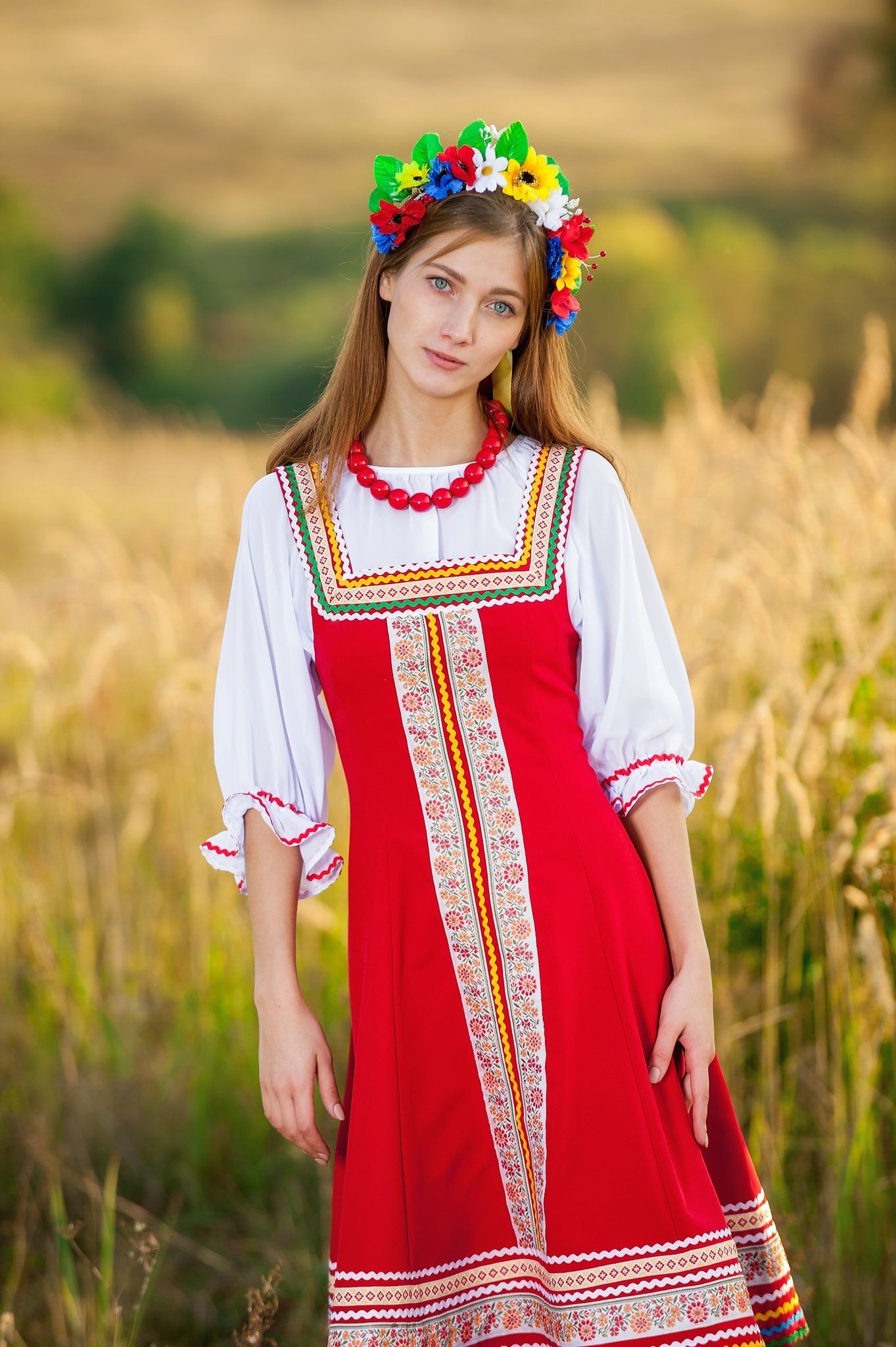 Women in Slavic costumes in Delhi — step in, relax, and chat live