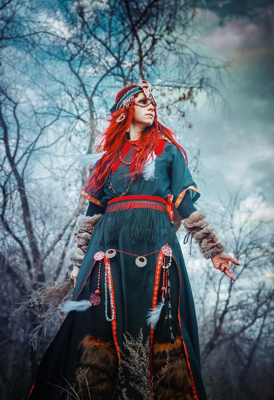 Take a pause and enjoy Girls in Slavic costumes — streaming from Delhi